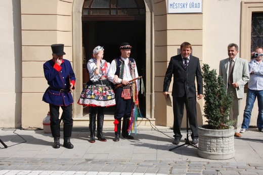 11_privitani_na_radnici.JPG