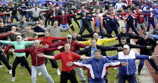 2013 č.265 - Sokol - Roudnice - muži nacvičují.jpg
