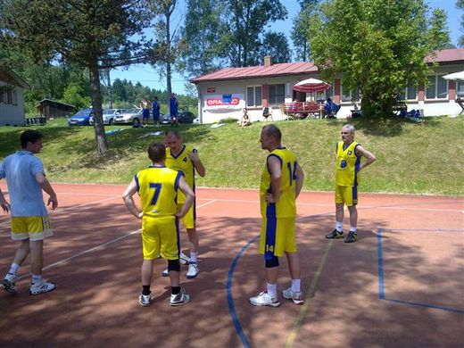 Basket veteráni Kamenice 12.6.2010 007.jpg