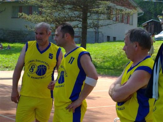 Basket veteráni Kamenice 12.6.2010 033.jpg