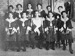 Ženy 1908