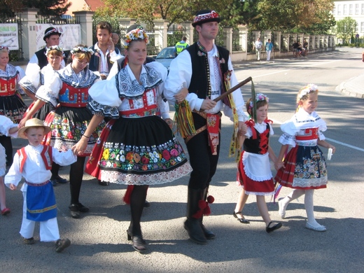 hody2011_02_pruvod.JPG